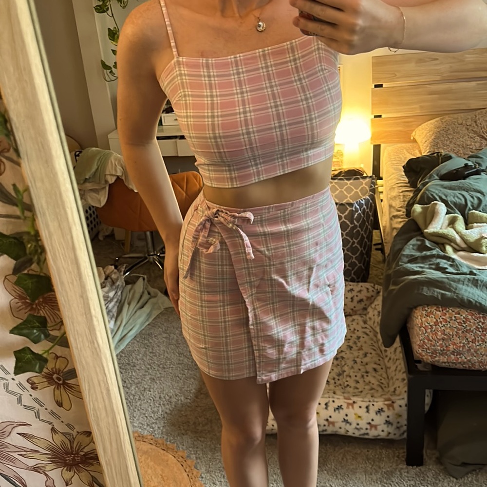 Pink plaid Hollister set